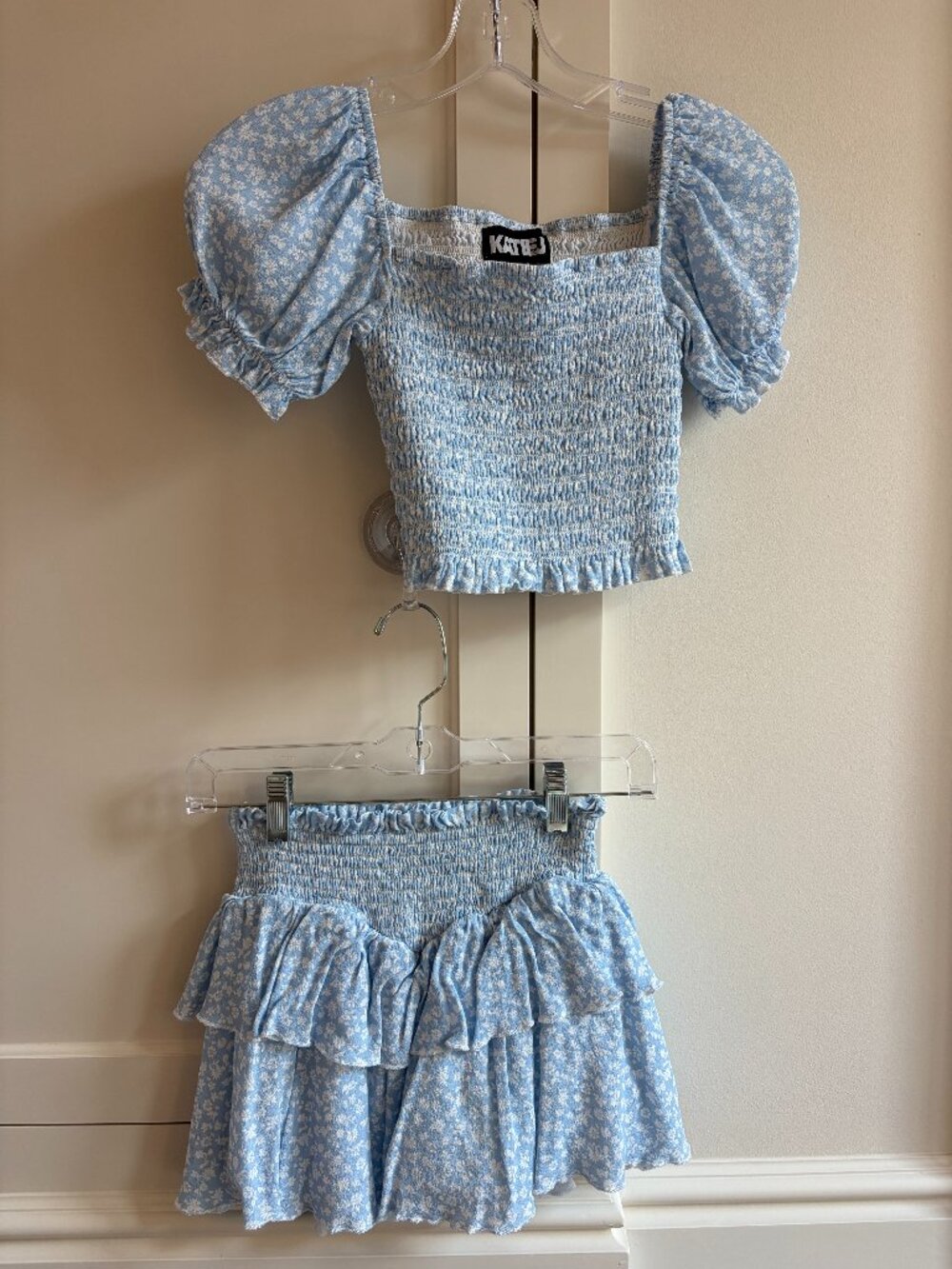 KatieJ NYC Tween blue floral rouched skirt set - XL